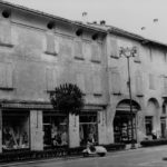 Le Botteghe della famiglia Nanni attorno al 1960 (Archivio Montanari-Pazzaglia).